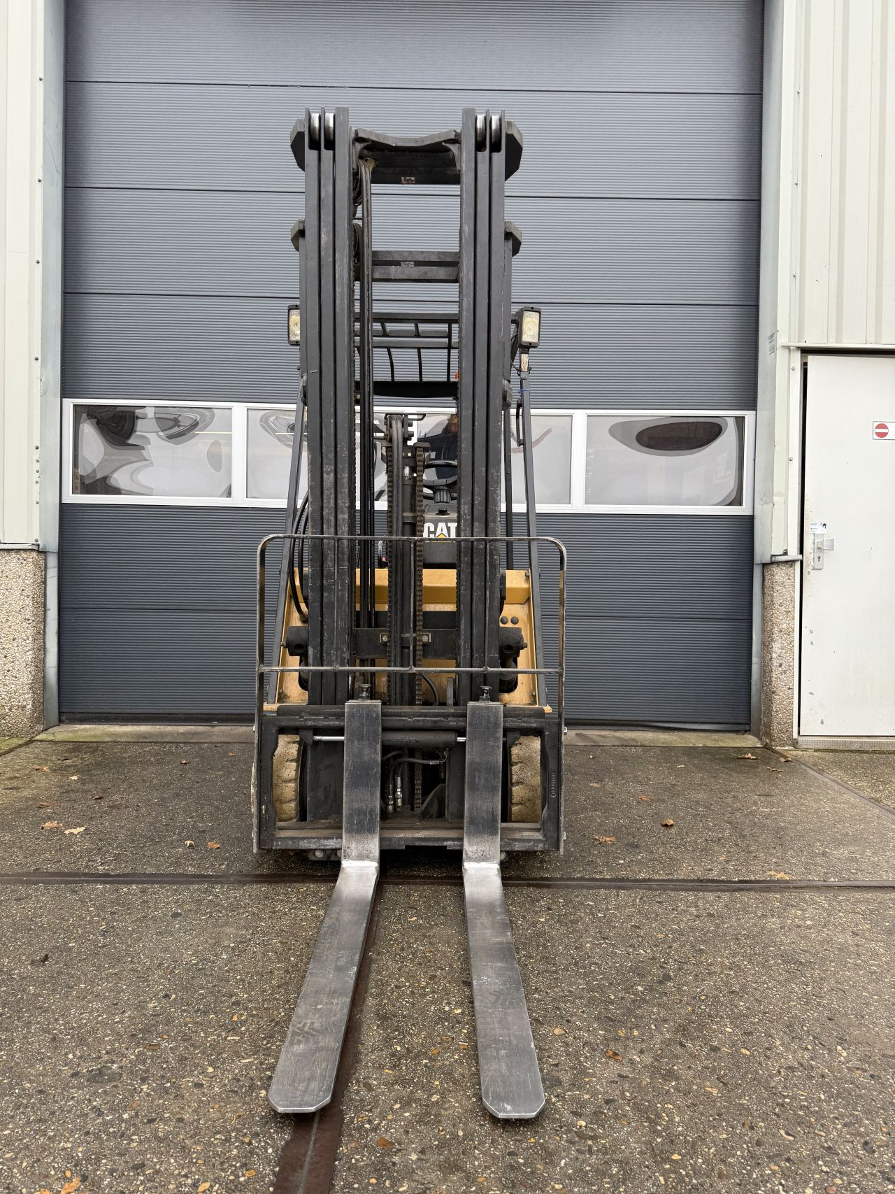 Elektrische 3 wiel heftruck Caterpillar 1500 kg