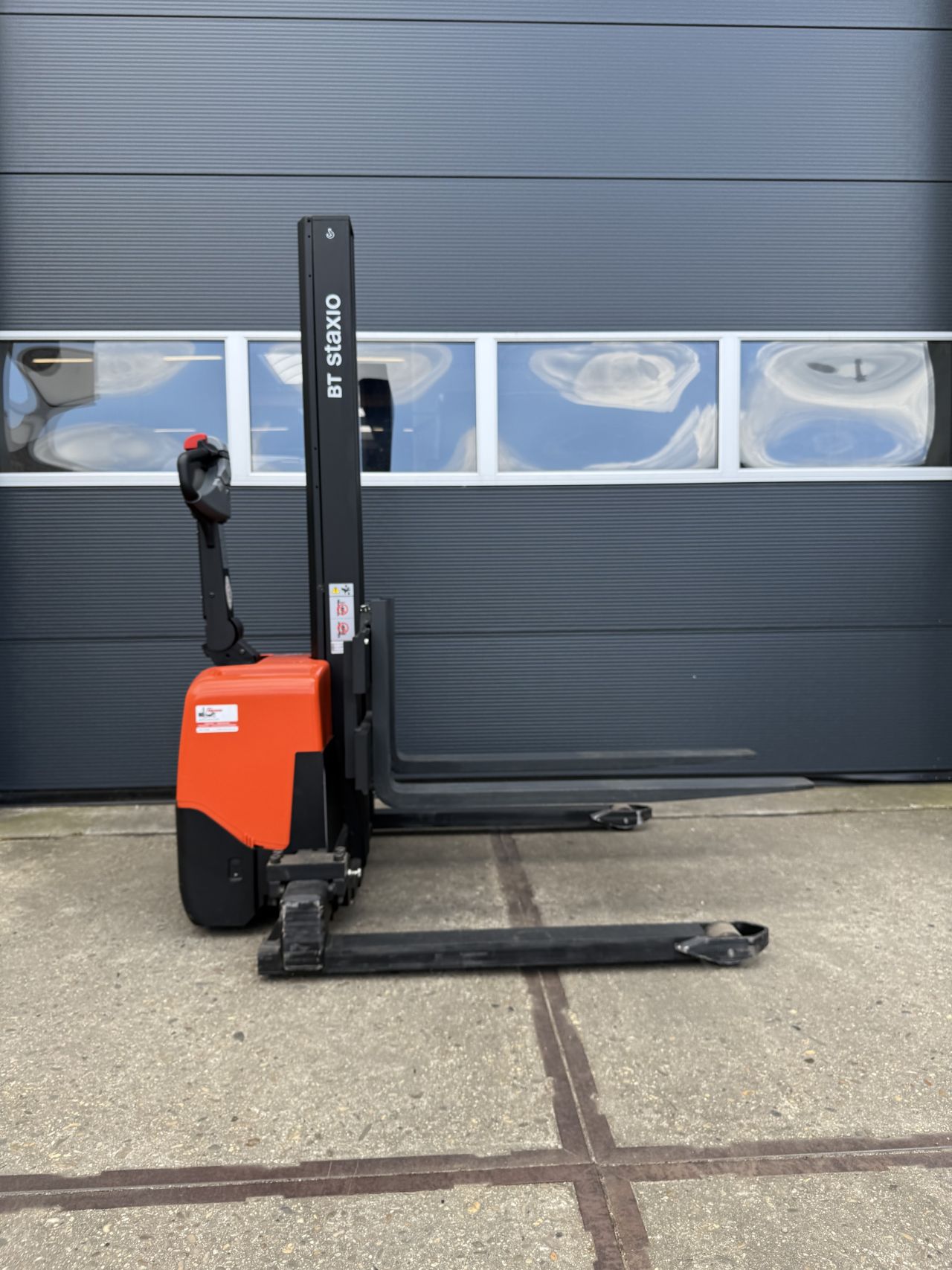 BT elektrische stapelaar HWE100S bouwjaar 2016, 117 uur