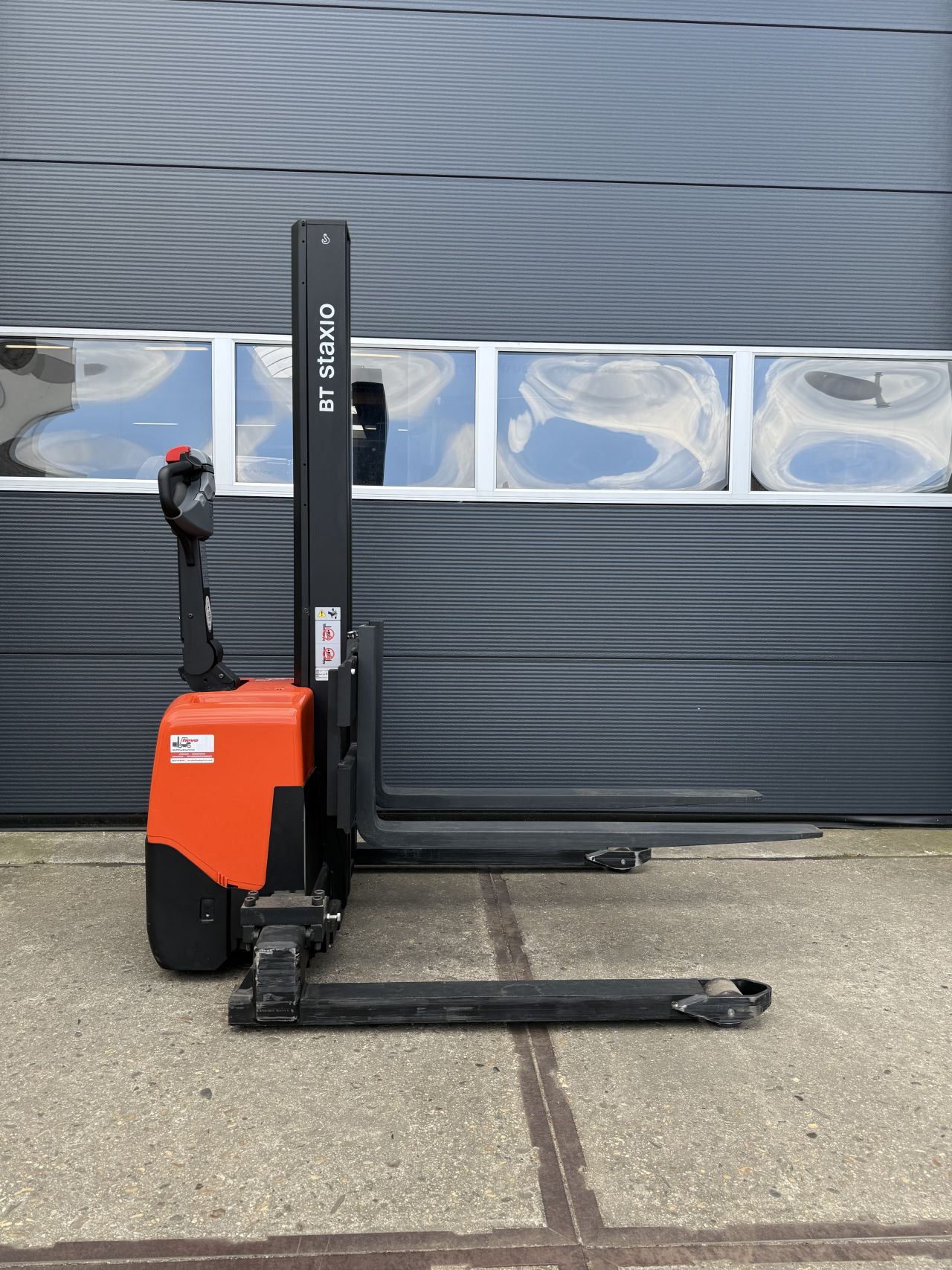 BT elektrische stapelaar HWE100S bouwjaar 2016, 117 uur