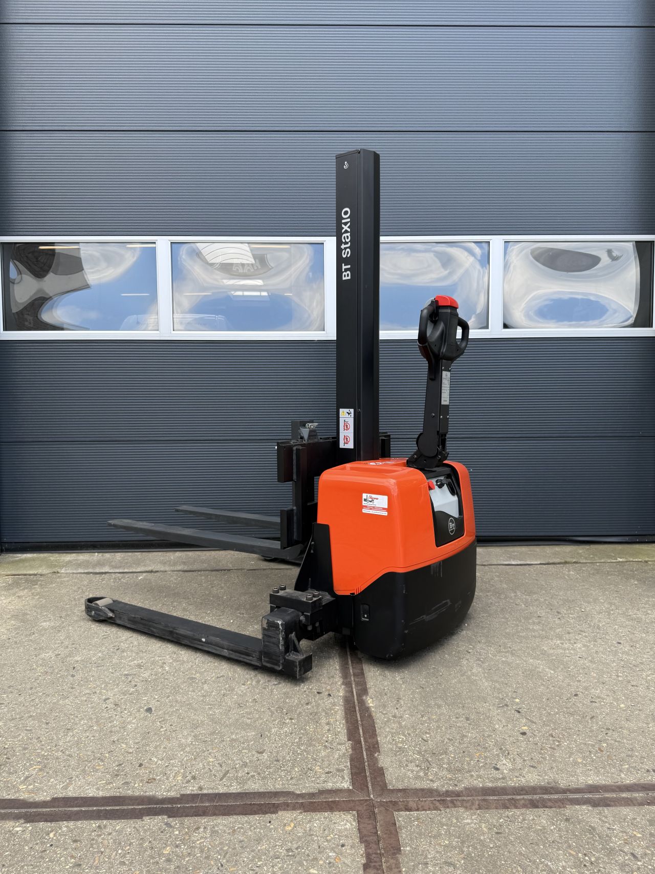 BT elektrische stapelaar HWE100S bouwjaar 2016, 117 uur