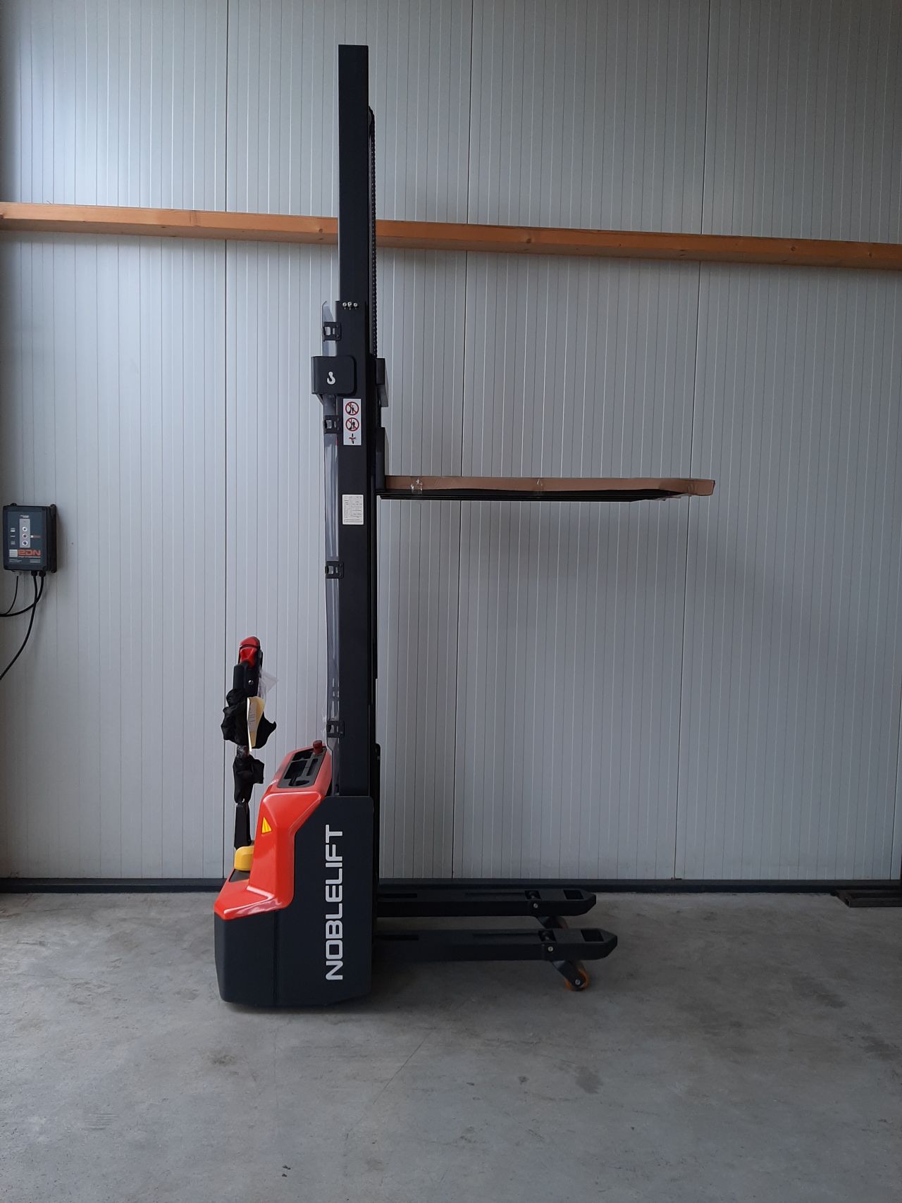 Elektrische stapelaar 3600 mm 1200 kg initiële heffing