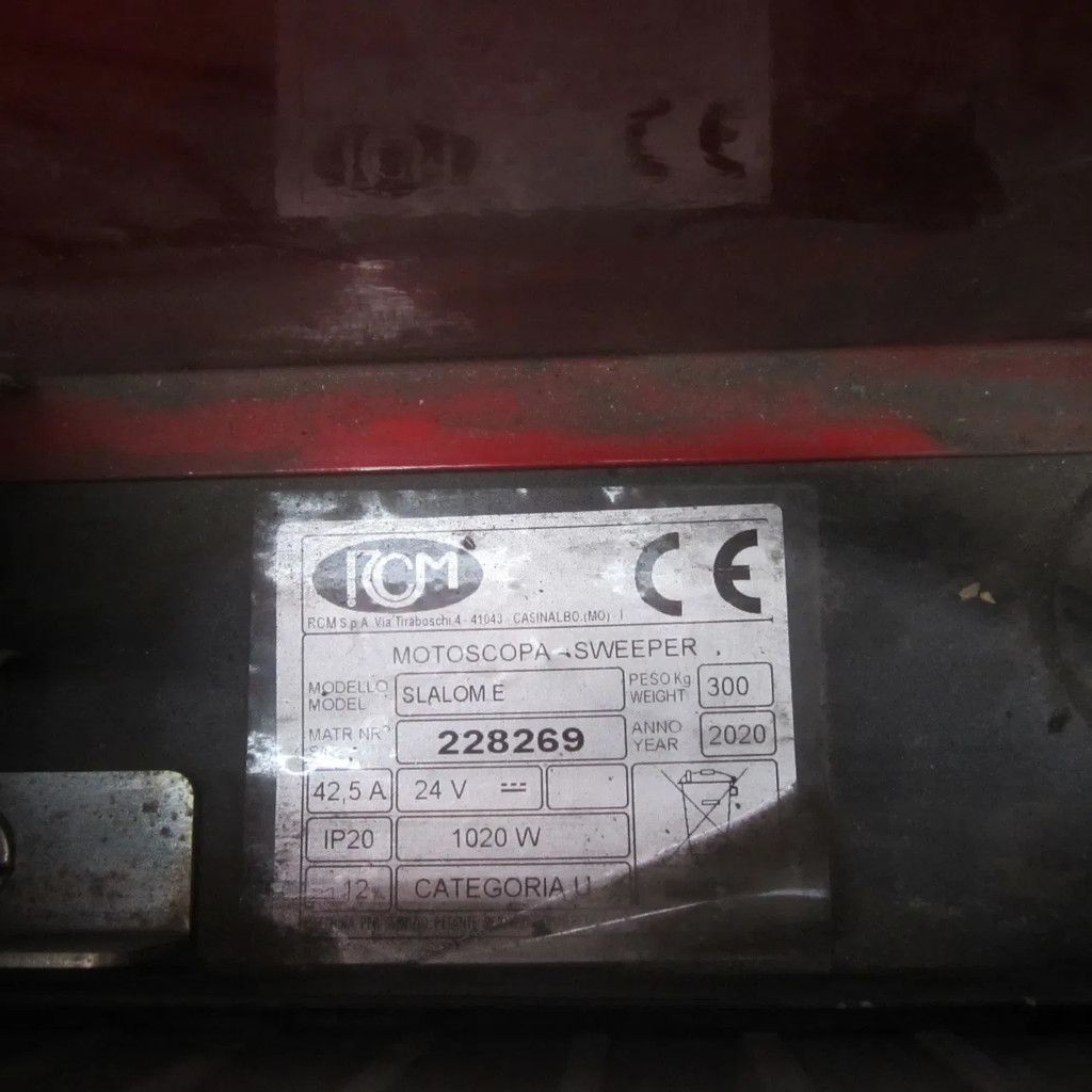 Overige Opzit veegmachine RCM Slalom.