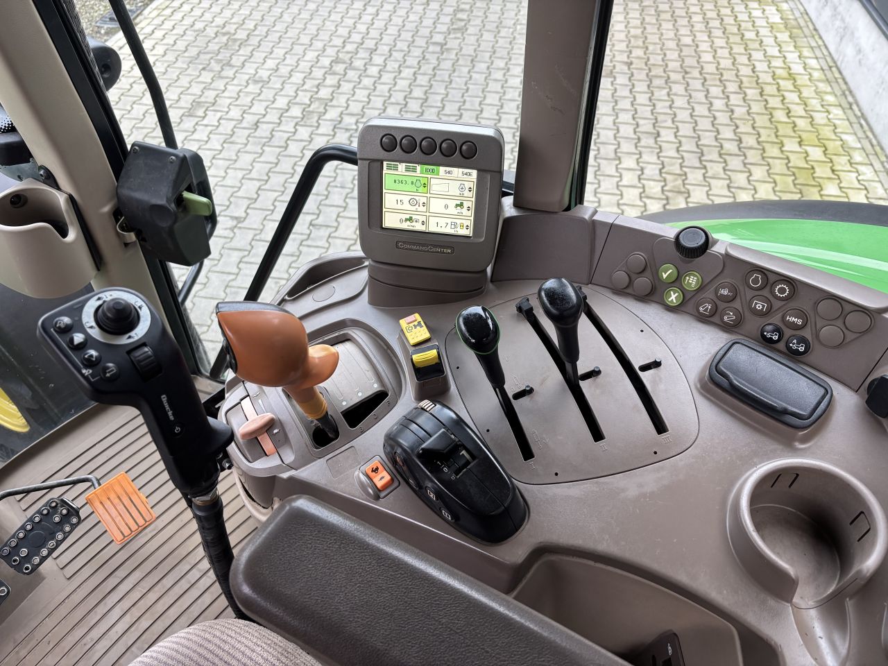 John Deere 6630 Premium AQ