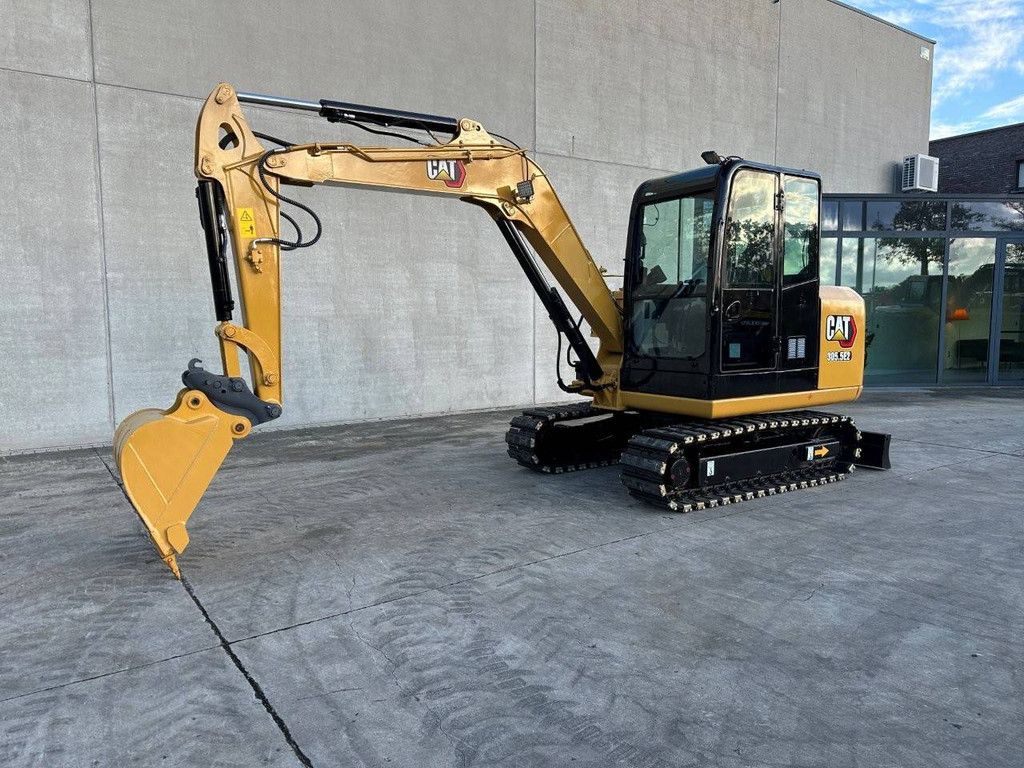 Midi excavator Caterpillar 305.5E2 Diesel 2015