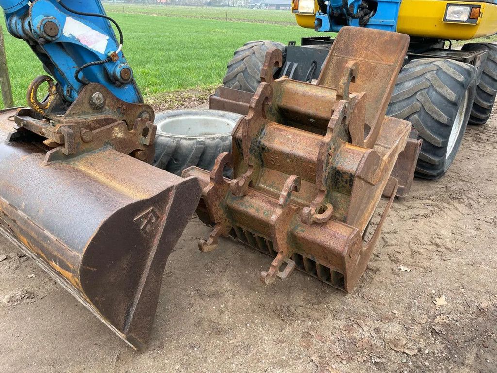 Doosan DX55 WD Bandenkraan Graafmachine