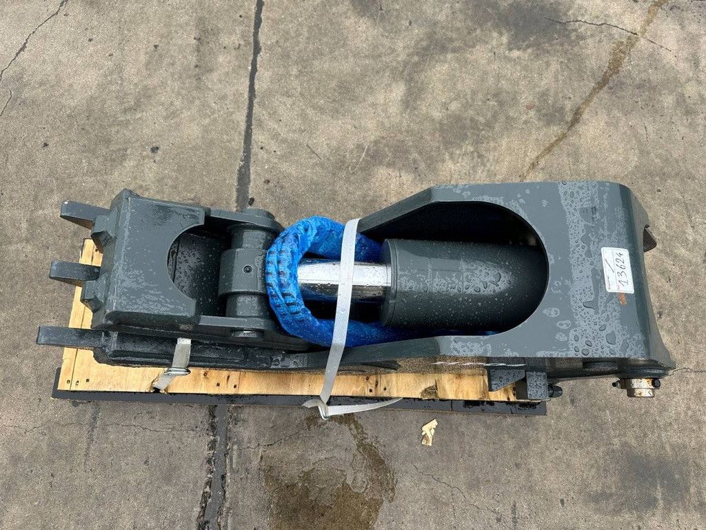 Crusher HP04 with Hydraulic Lines New