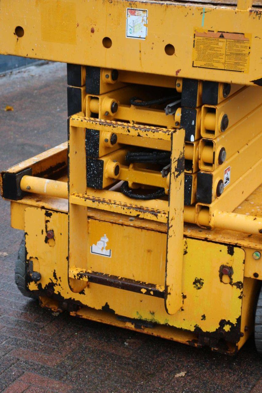 Scissor lift Haulotte Compact 12 Electric 11.75m