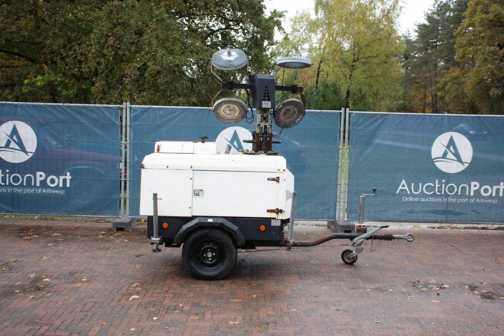 Light pole Towerlight VT1 Variant A Electric 2014