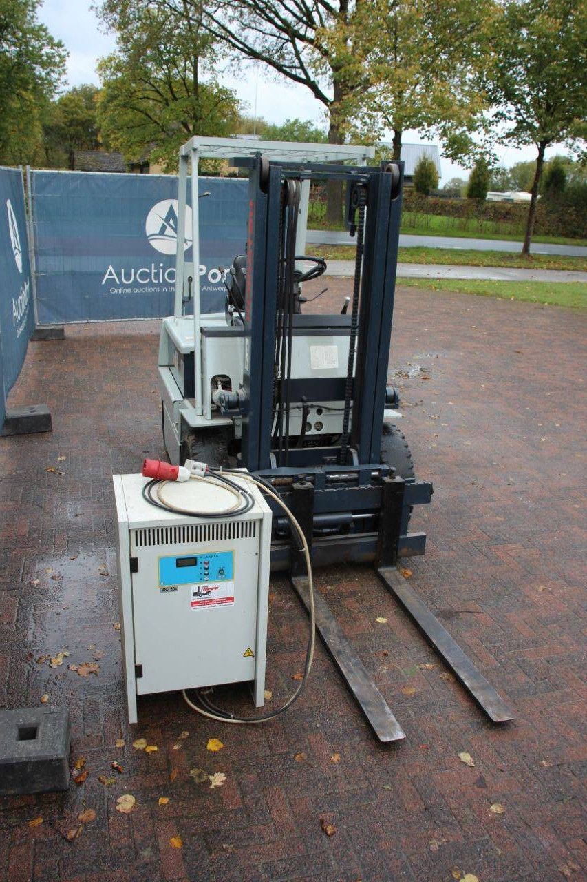 Forklift Komatsu FB20-3 Electric 1925kg 3.3m 1992