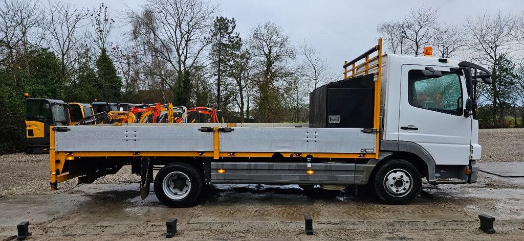 Mercedes-Benz Atego 816