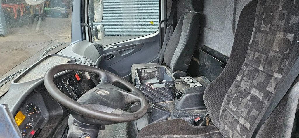 Mercedes-Benz Atego 816