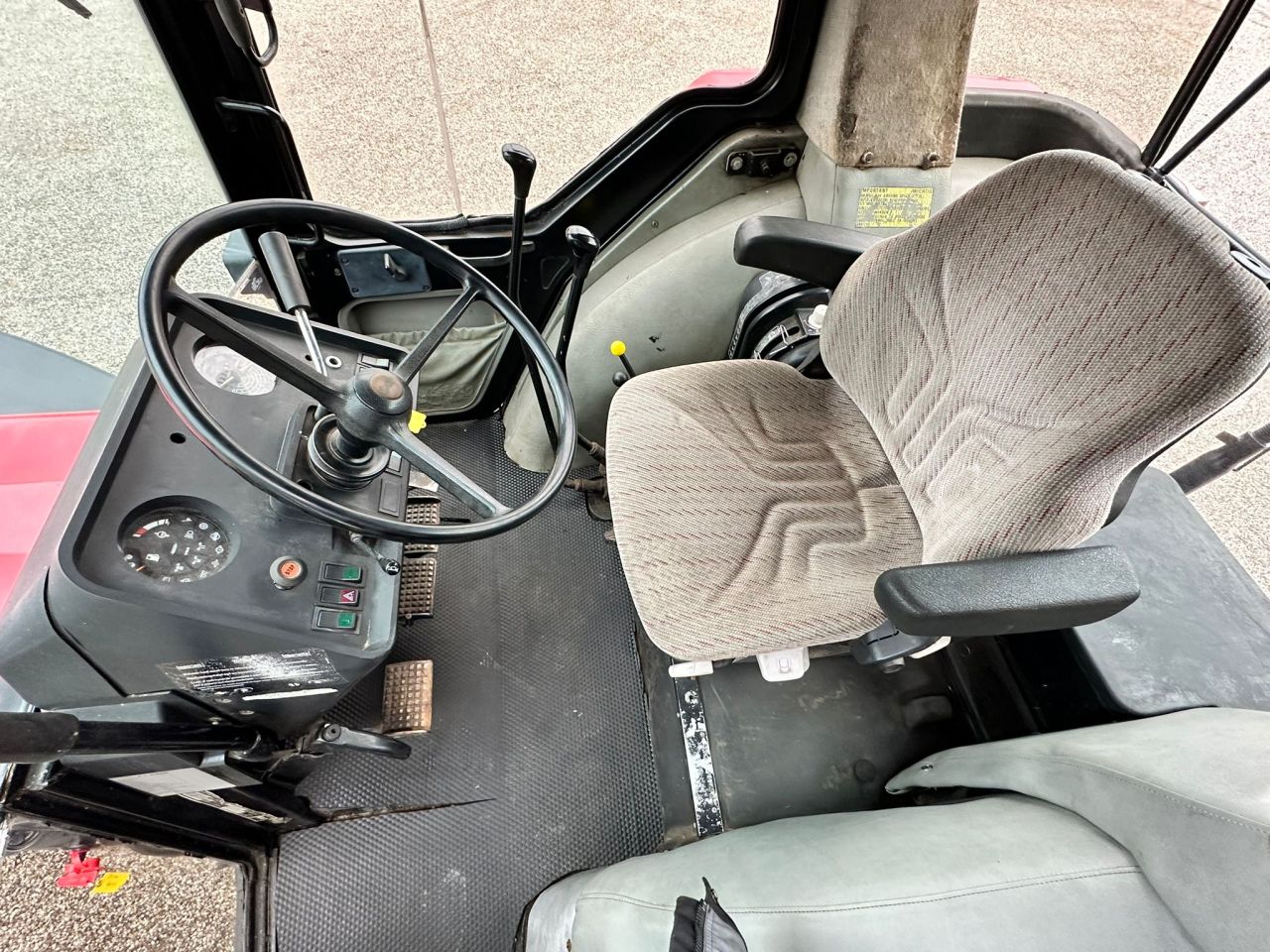 TE KOOP: zeer nette CASE 845 XL