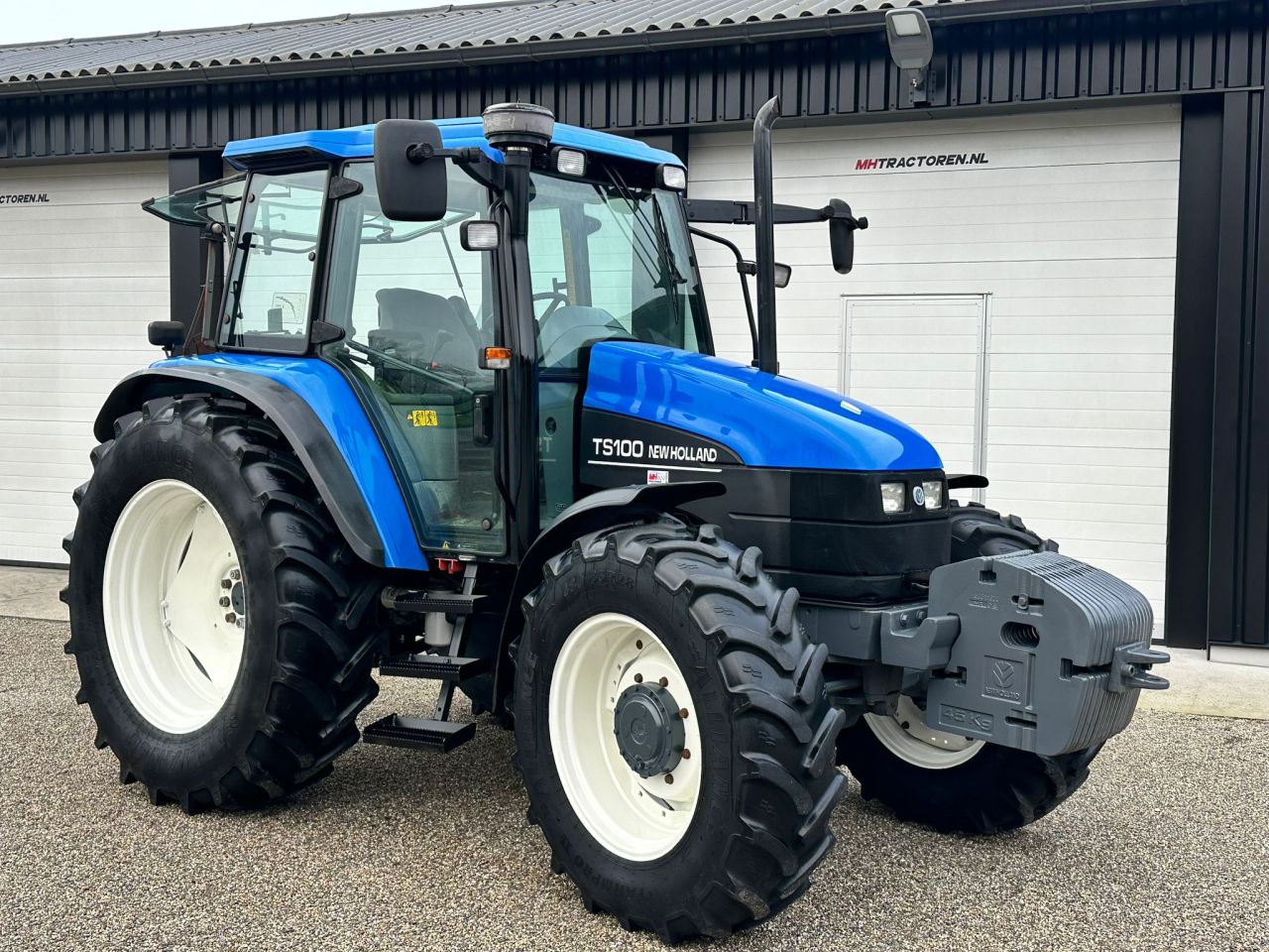 TE KOOP: zeer nette NEW HOLLAND TS100