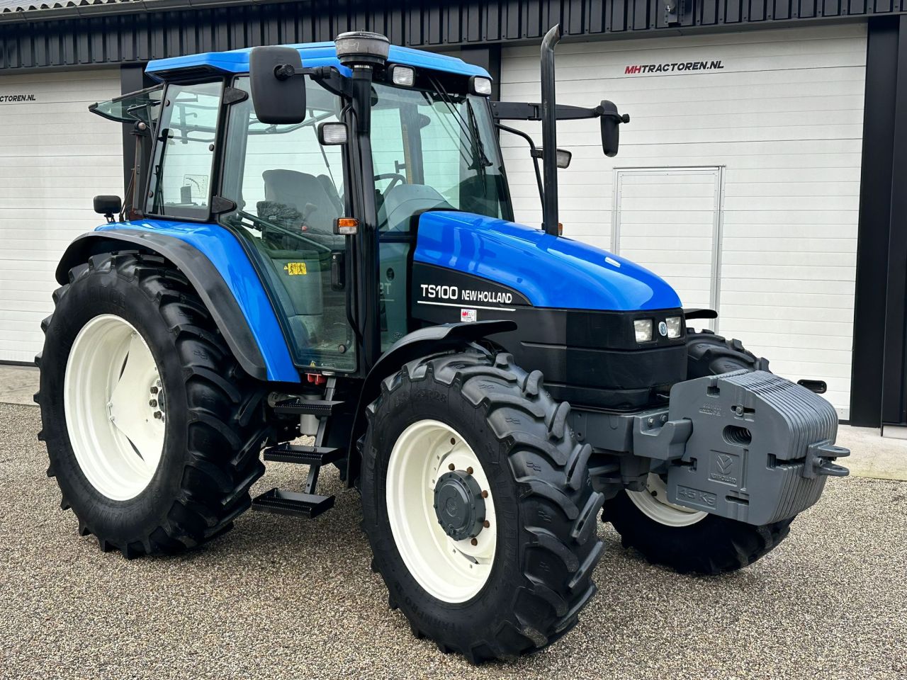 TE KOOP: zeer nette NEW HOLLAND TS100