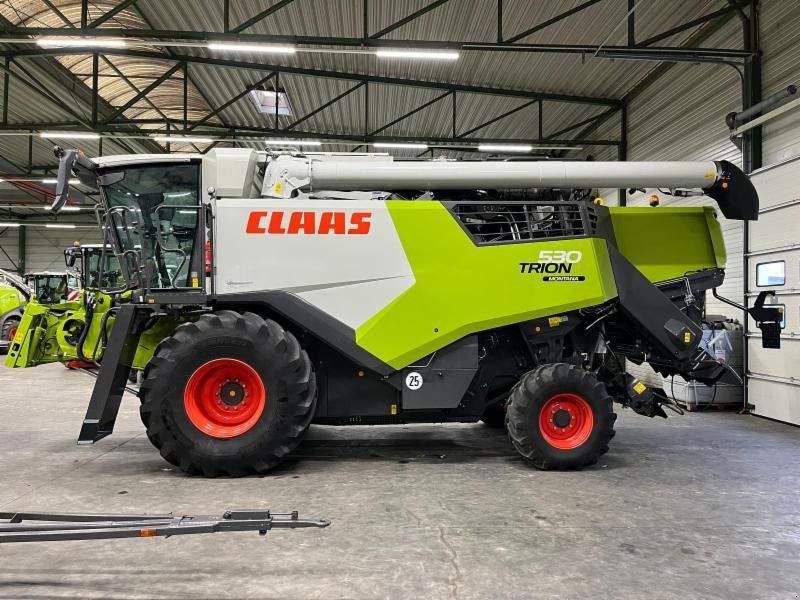 Claas TRION 530 MONTANA