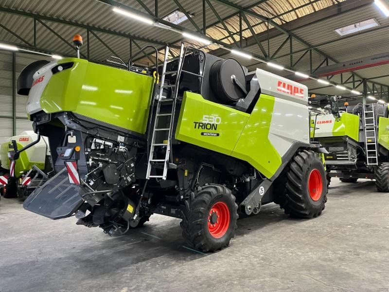 Claas TRION 530 MONTANA