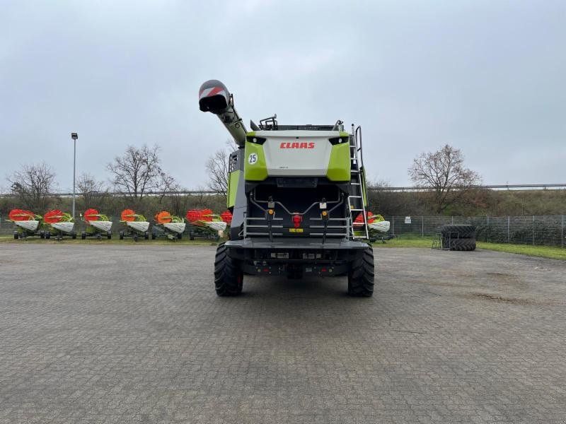 Claas TRION 660 MONTANA