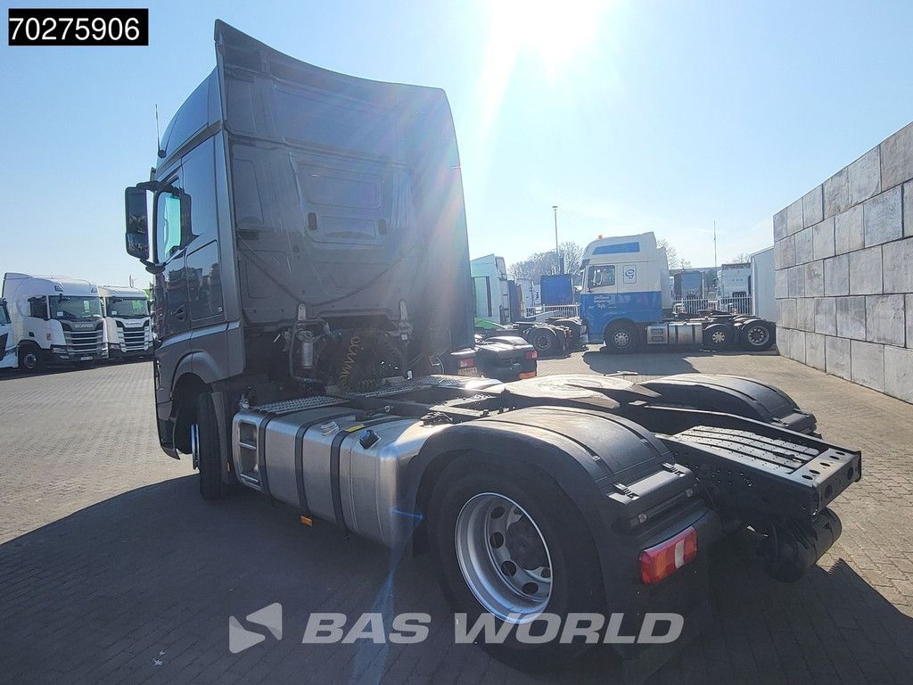 Mercedes Actros 1851 4X2 BigSpace 2xTanks Euro 6