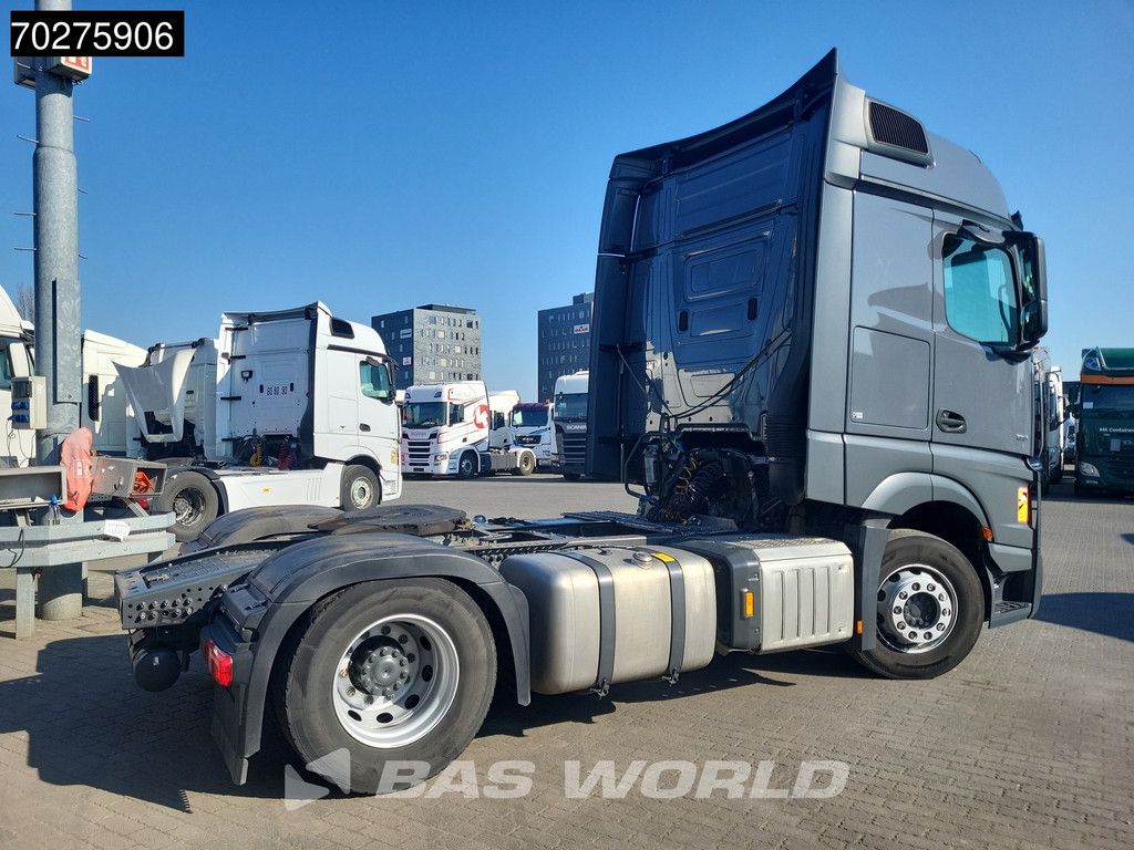Mercedes Actros 1851 4X2 BigSpace 2xTanks Euro 6