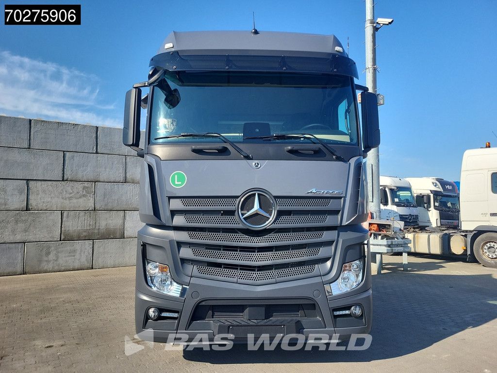 Mercedes Actros 1851 4X2 BigSpace 2xTanks Euro 6