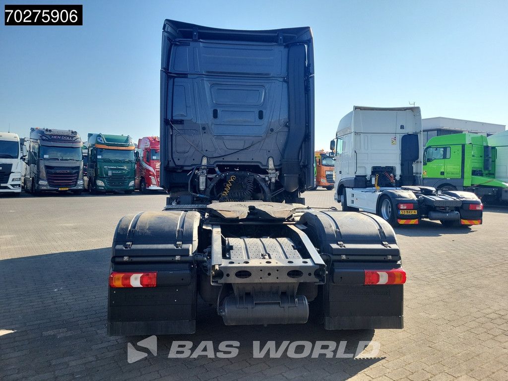 Mercedes Actros 1851 4X2 BigSpace 2xTanks Euro 6