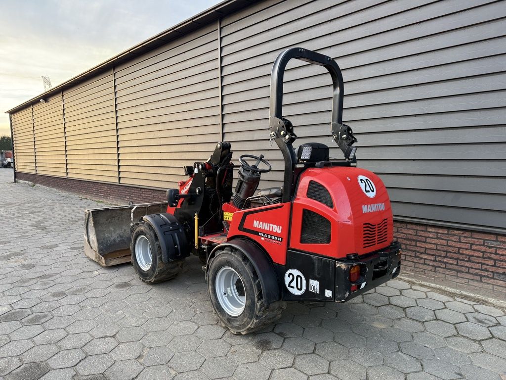 Manitou MLA3-35H minishovel / kniklader