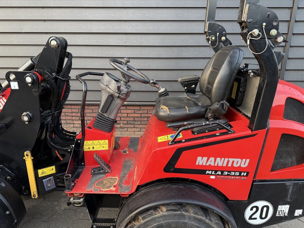 Manitou MLA3-35H minishovel / kniklader