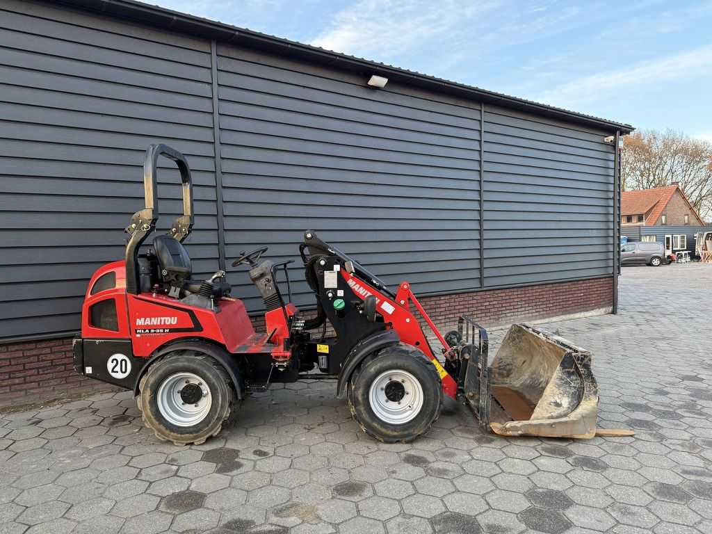 Manitou MLA3-35H minishovel / kniklader