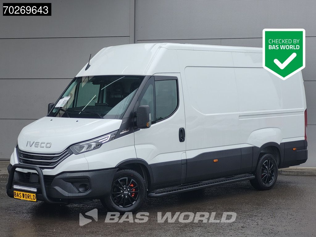Iveco Daily 35S21 3.0L Automaat Black Edition 2025 model L2H2 Trekhaak Tacho ACC LED CarPlay Velgen Camera 12m3 Klima AHK