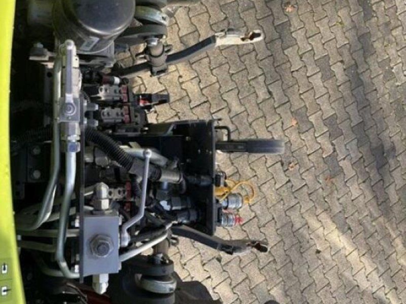 Claas AXION 870 CMATIC CEBIS