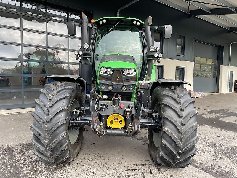 Deutz-Fahr 6190 TTV mit Fronthydraulik und Zapfwelle