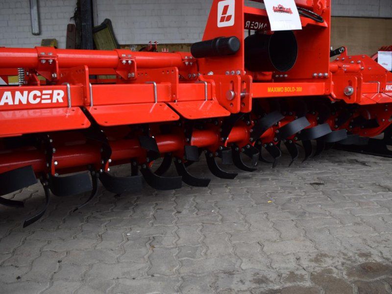 Lancer Maximo Bold 300