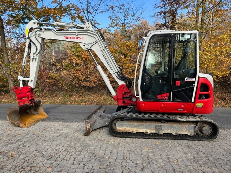 Takeuchi TB 370