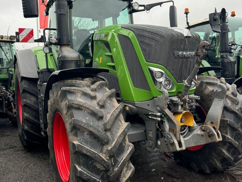 Fendt 828 Vario S4 Profi Plus