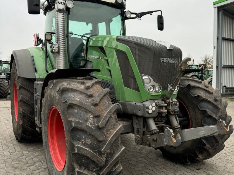 Fendt 824 Vario SCR Profi Plus