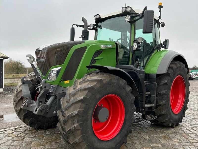Fendt 826 Vario S4 ProfiPlus