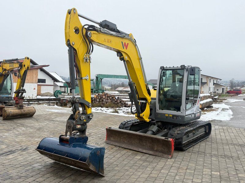 Wacker Neuson EZ 80 mit Powertilt