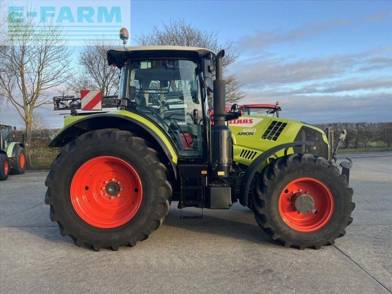 Claas ARION 650 HEXASHIFT