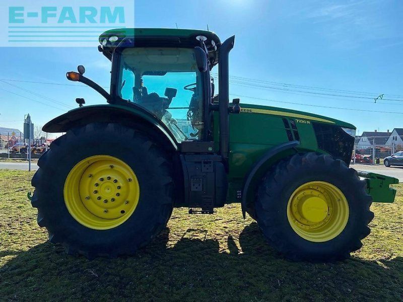 John Deere 7230r