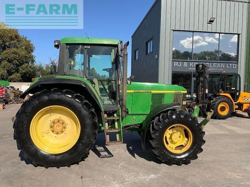 John Deere 6810  (st23891)