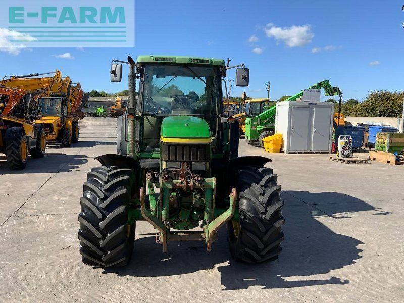 John Deere 6810  (st23891)