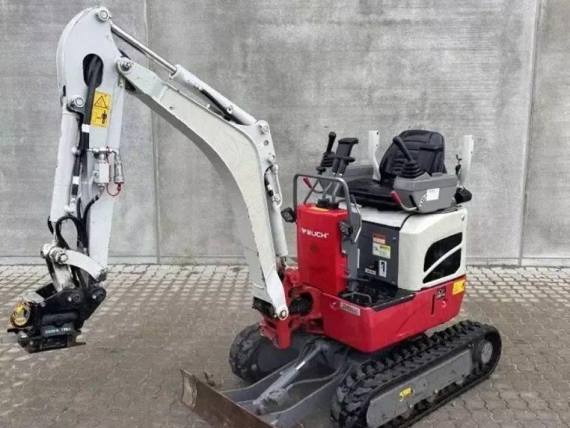 Takeuchi tb 210