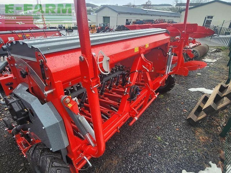 Unia polonez 550 / d3