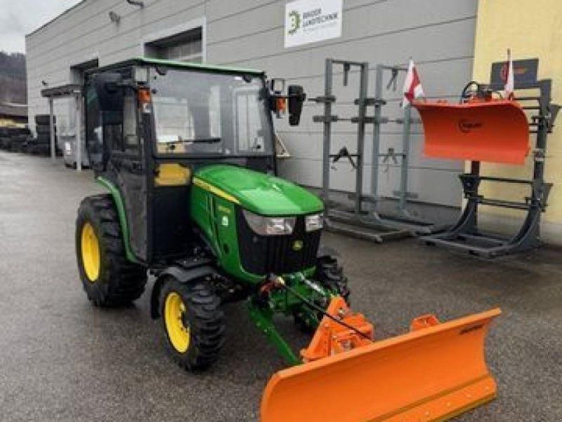 John Deere 3025e