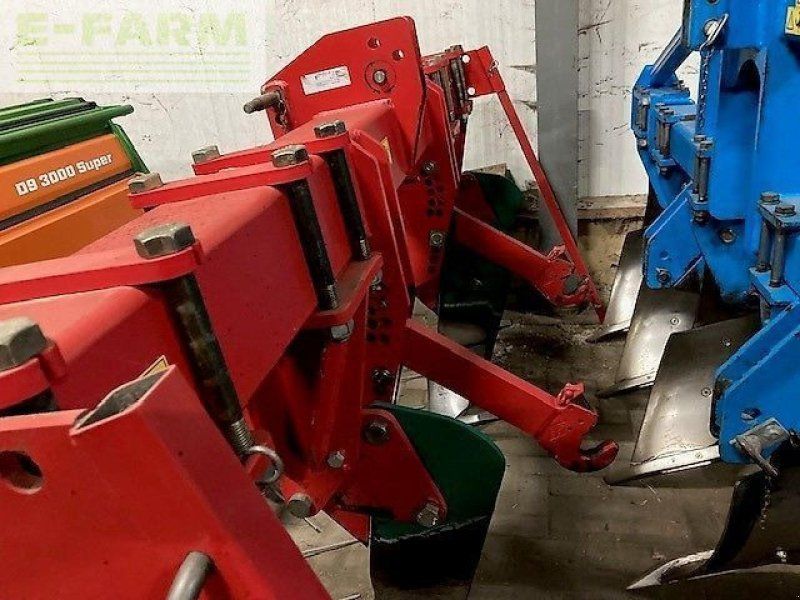 Kverneland voorzet woeler