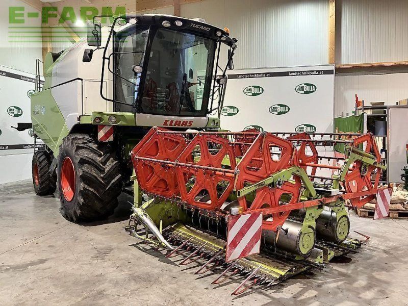 Claas tucano 320