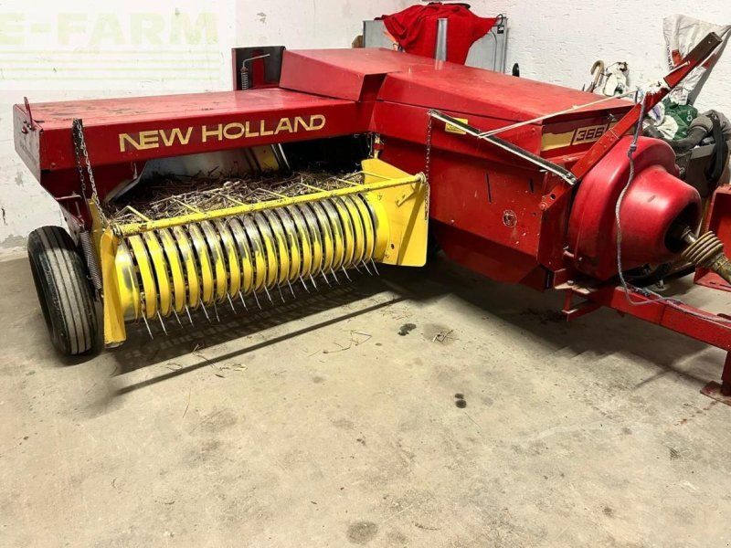 New Holland 366