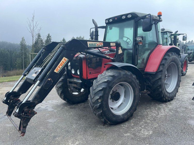 Massey Ferguson 6445