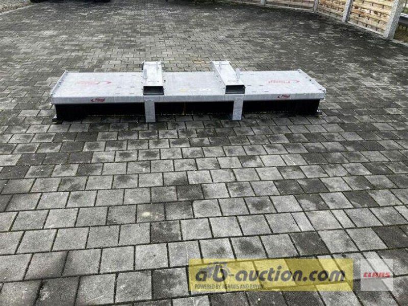 Fliegl KEHRBESEN LÖWE 3000MM