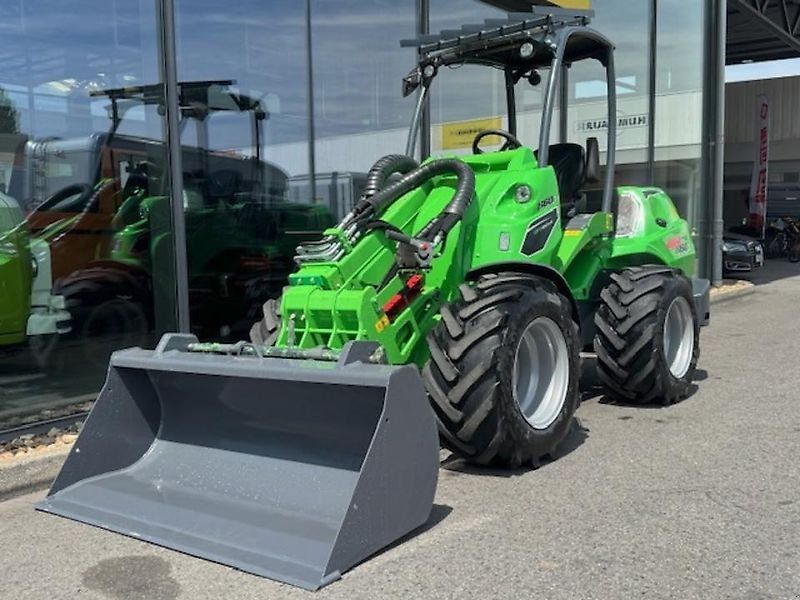 Avant 860i Teleskop Kompaktlader NUR 665 h BJ 2023